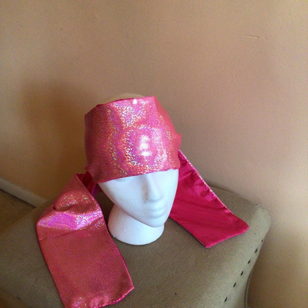 Edge wraps for women